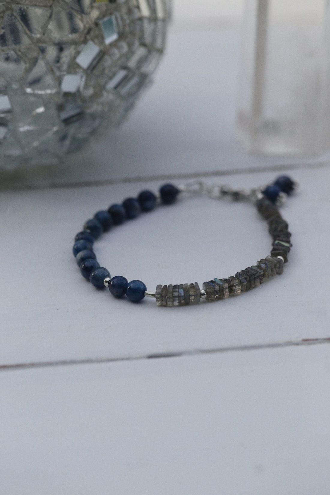 Bracelet labradorite : reconnaître une vraie pierre