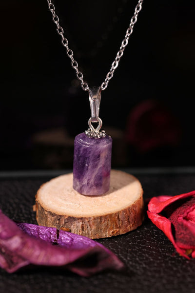 Collier Pierre de Lune : Comment le Choisir (Guide d'Achat)