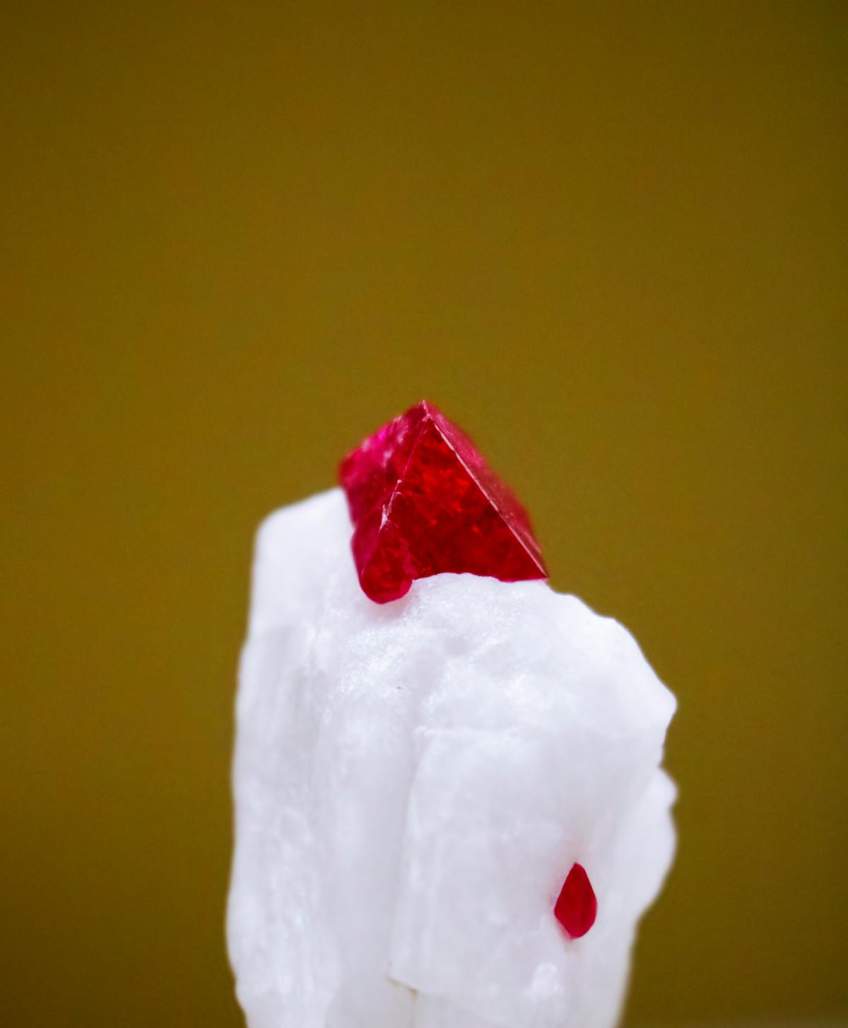 Grenat pierre naturelle - lithothérapie | Source Sacrée