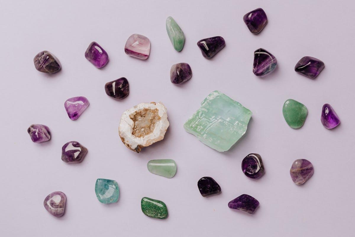 Lapis Lazuli pierre naturelle - lithothérapie | Source Sacrée