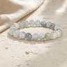 Bracelet Labradorite Blanche — Perles Naturelles 8 mm — photographie produit premium
