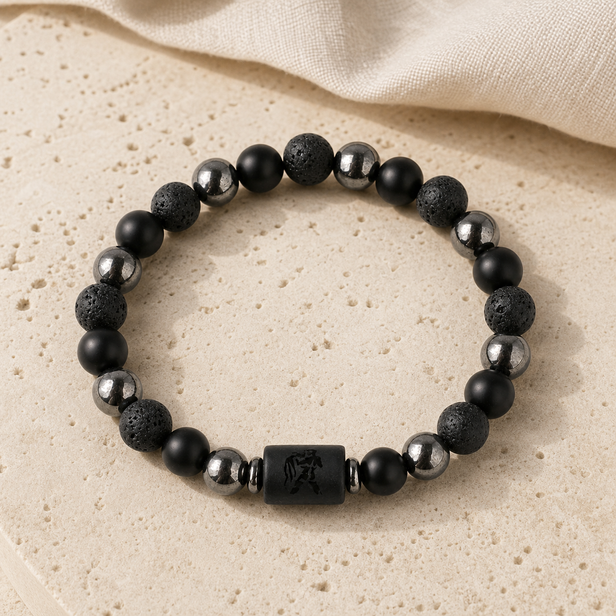 Bracelet Signe Astrologique Verseau — Lave, Hématite et Onyx — vue produit premium