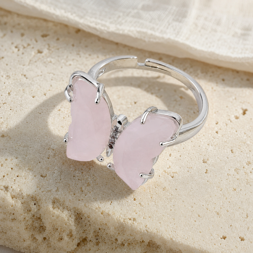 Bague Papillon Quartz Rose — photographie produit premium