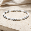 Bracelet Homme Howlite Blanche — Perles 4 mm — photographie produit premium