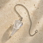 Pendule Radiesthesie - Cristal de Roche — photographie produit premium