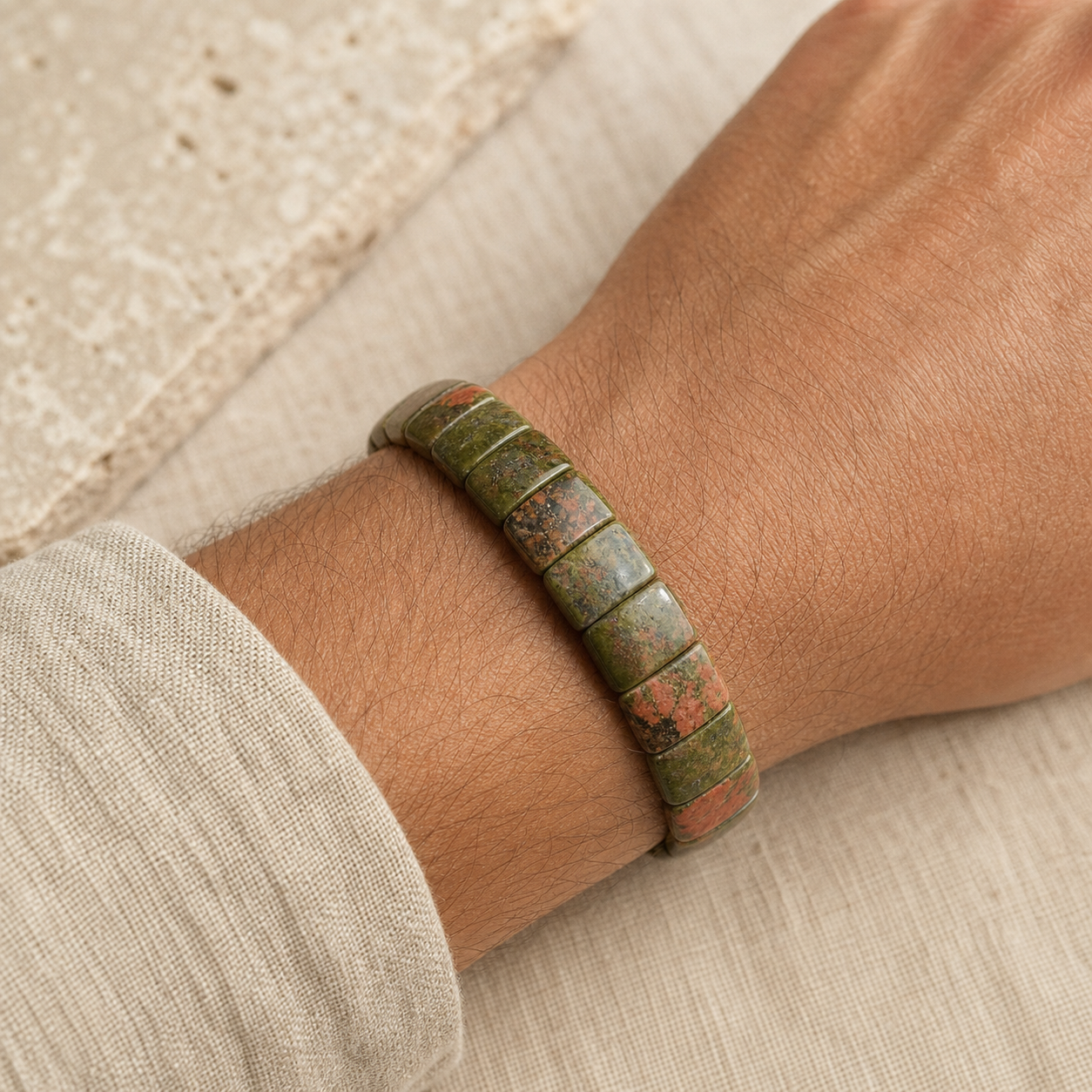 Bracelet Homme Unakite — Perles Plates 10 mm — vue en situation