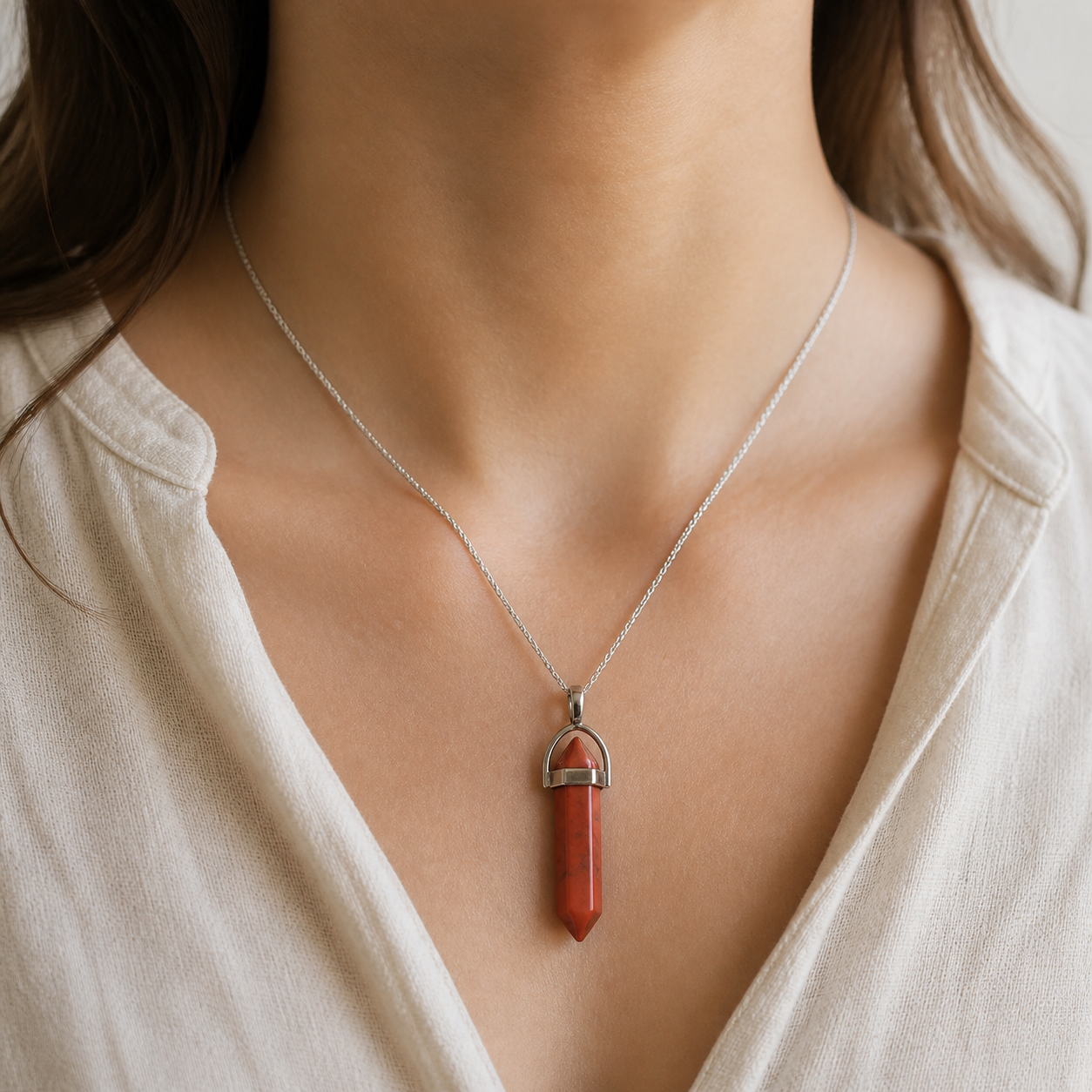 Pendentif Pointe - Jaspe Rouge — bijou porté