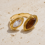 Bague œil de tigre naturelle Toi et Moi vue macro