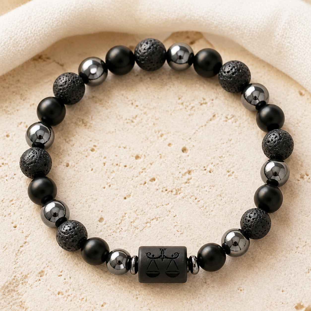 Bracelet Signe Astrologique Balance — Lave, Hématite et Onyx — détail matière et finition