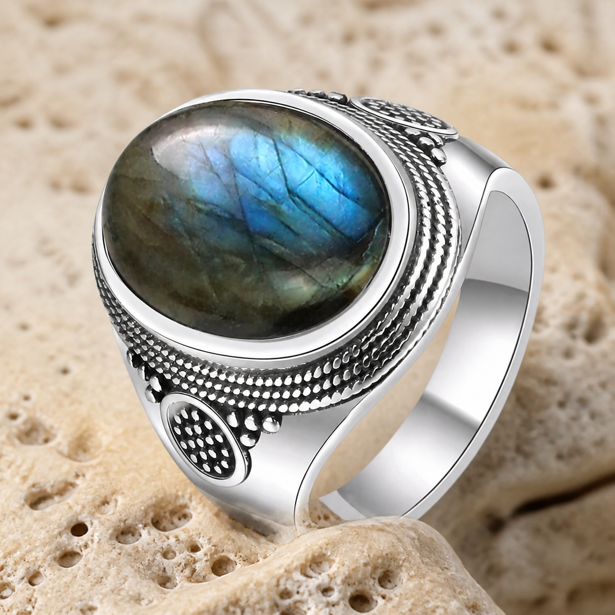 Grosse Bague Labradorite Ovale 10x14 mm, Rétro Argentée — détail pierre et monture