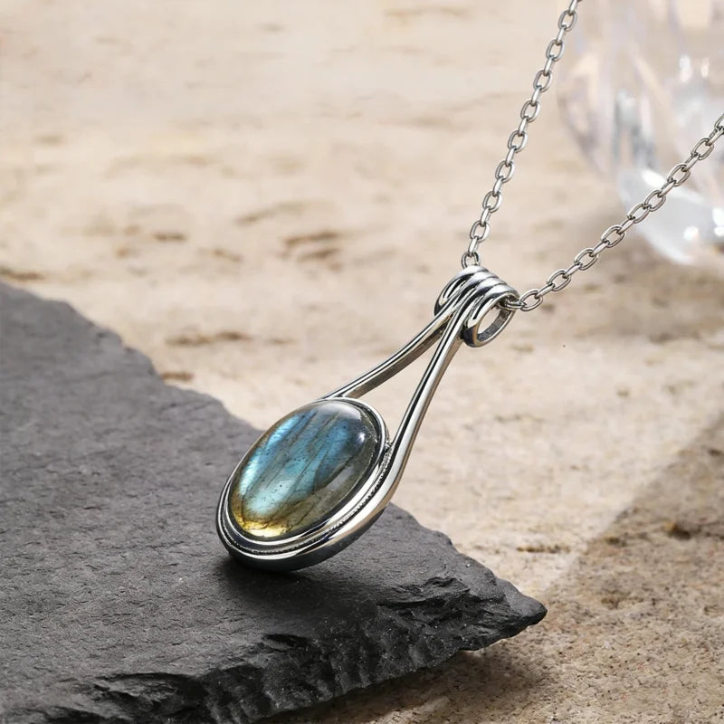 Pendentif Labradorite Bleue Ovale 10x14 mm, Argenté