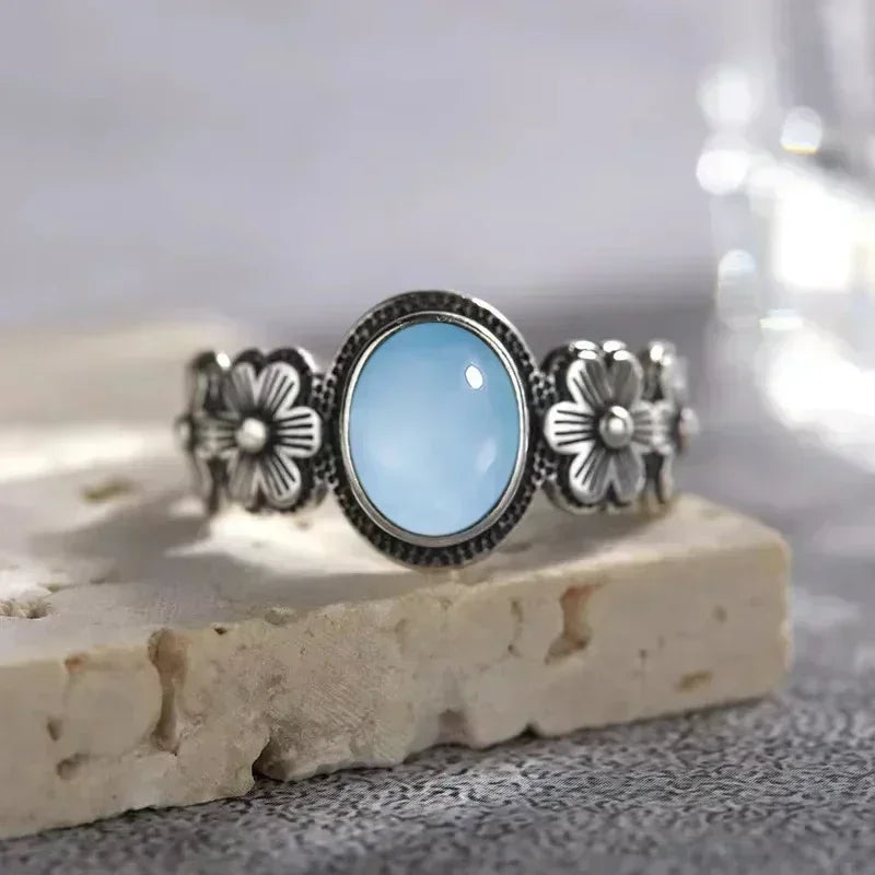 Bague Fiançailles Pierre de Lune, Petite Fleur Argentée