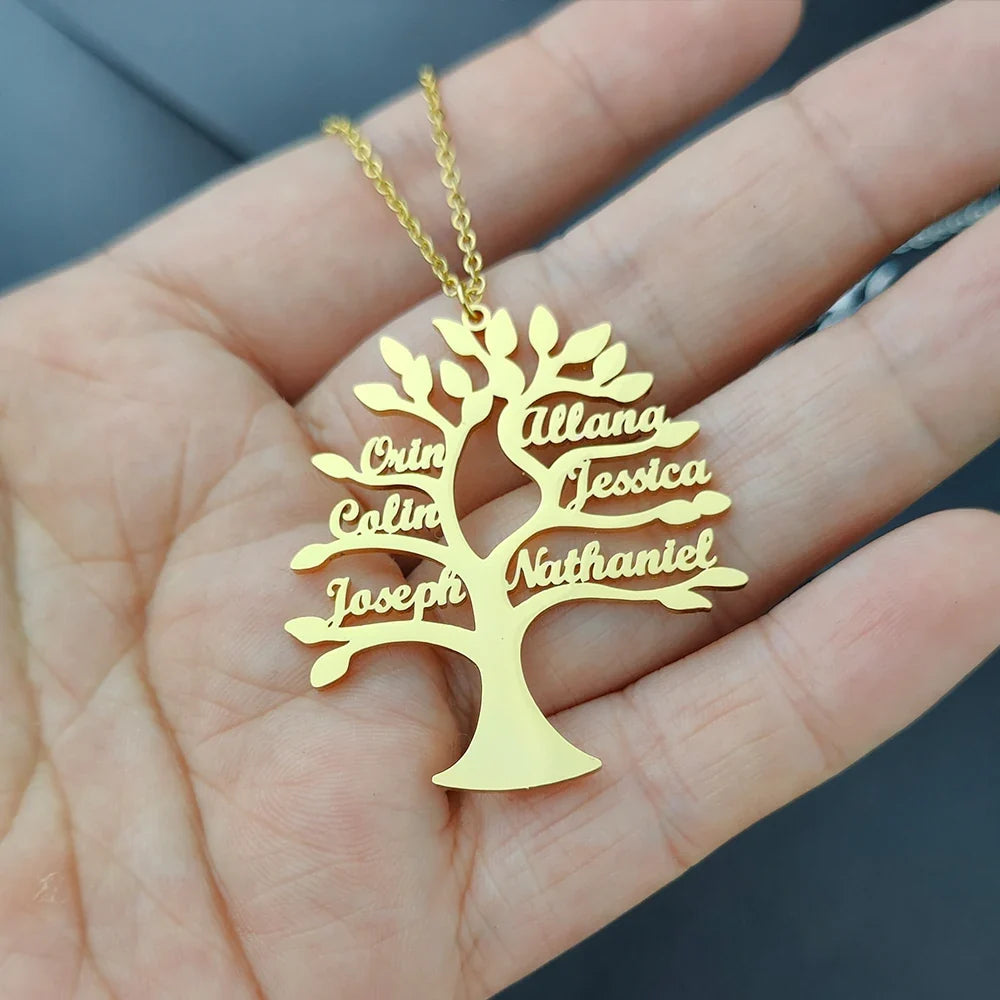 Pendentif arbre de vie personnalisé couleur argent, six prénoms