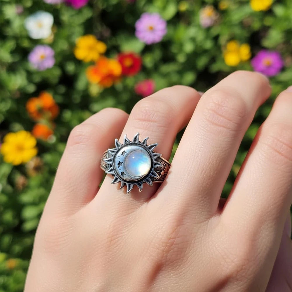 Bague Cabochon Pierre de Lune 8 mm, Lune et Étoile