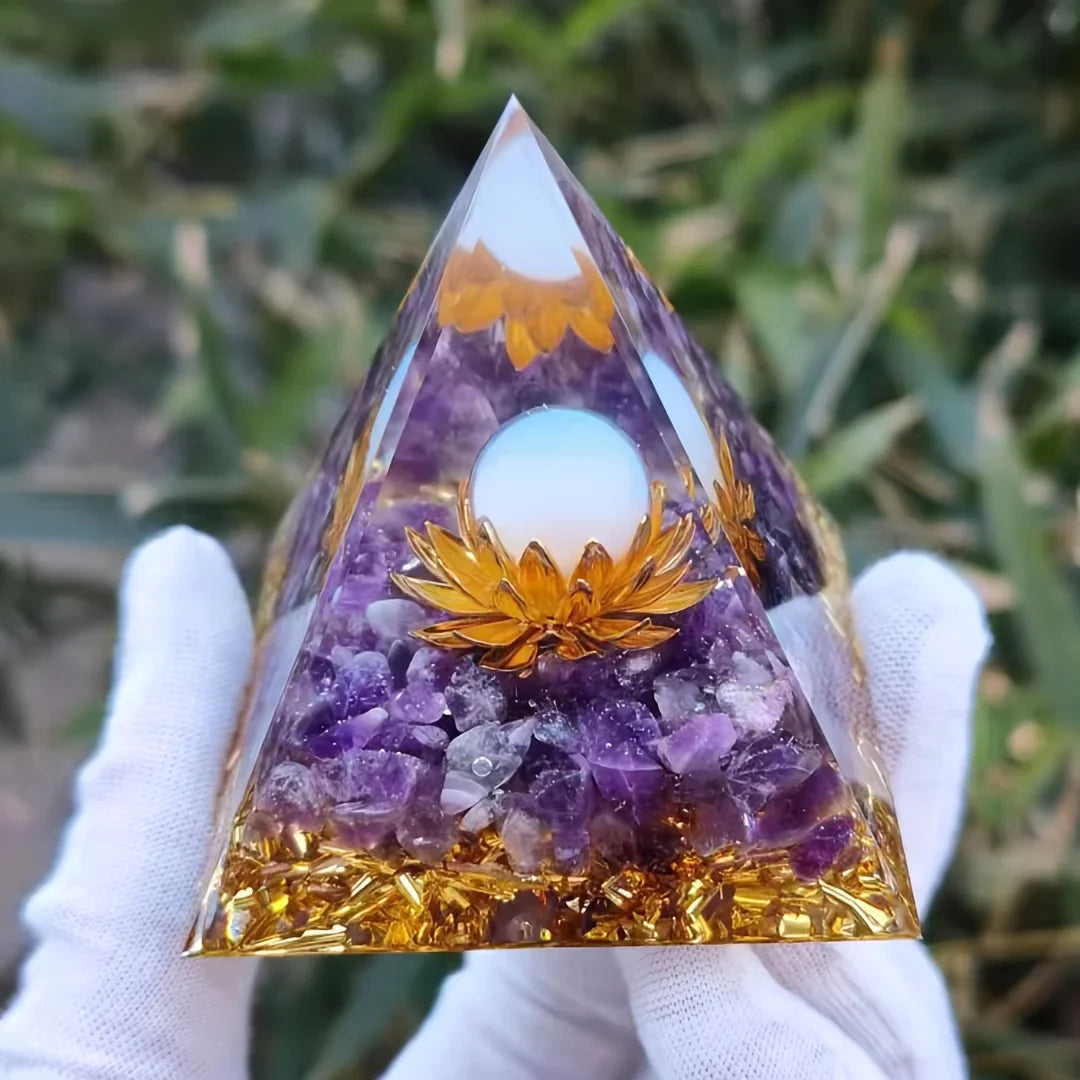 Pyramide orgonite fleur de lotus amethyste 5 cm - lithotherapie protection