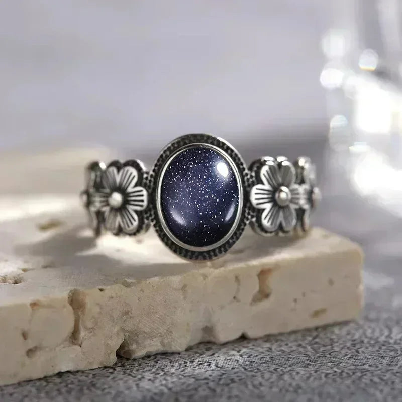 Bague Fiançailles Pierre de Lune, Petite Fleur Argentée
