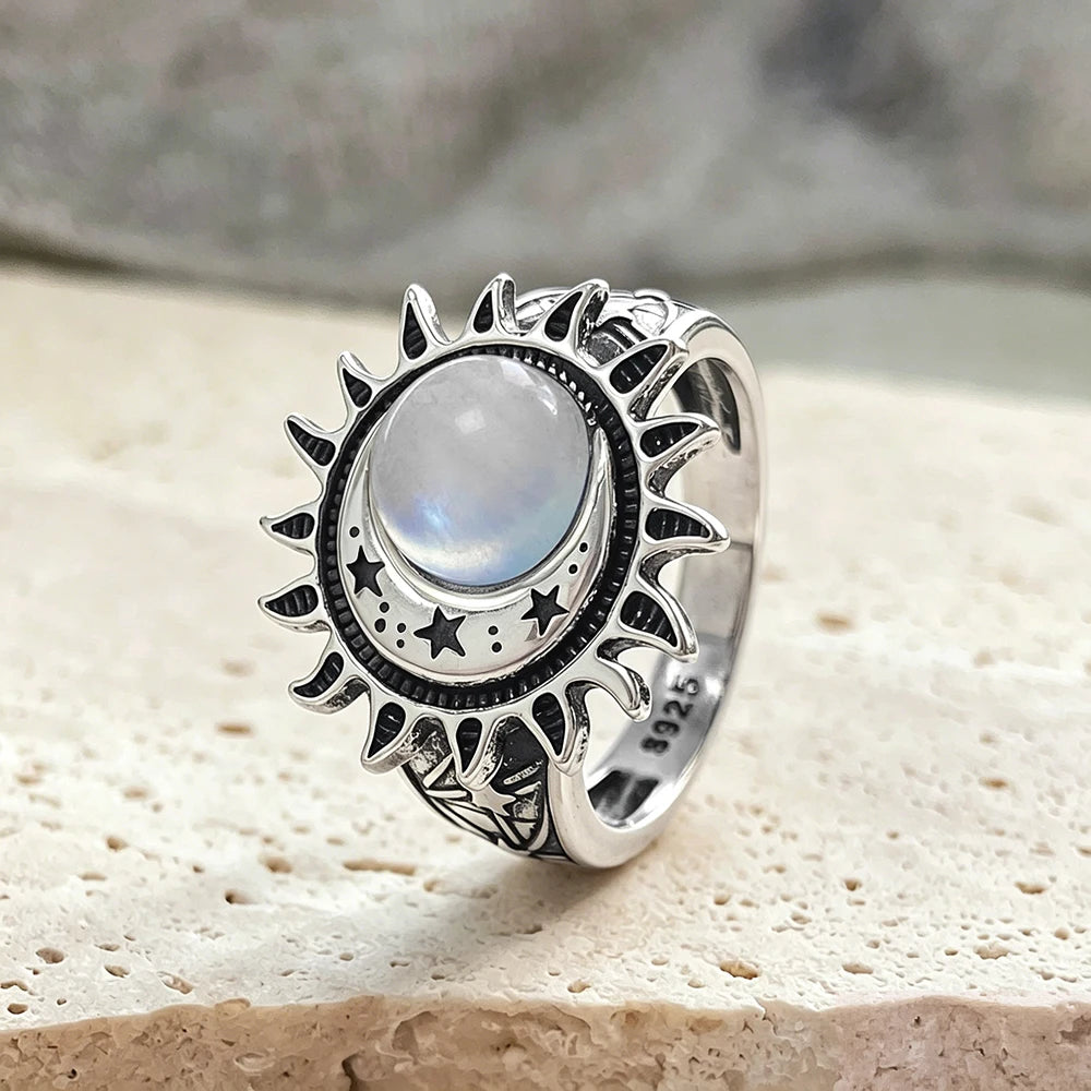 Bague Cabochon Pierre de Lune 8 mm, Lune et Étoile