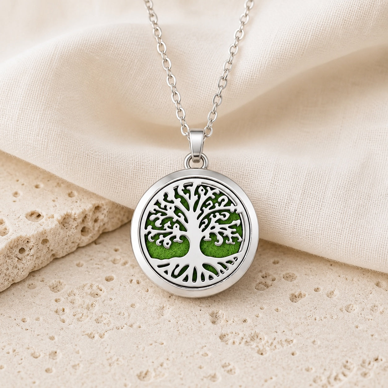 Collier Arbre de Vie — Médaillon Diffuseur en Acier — Arbre de Vie
